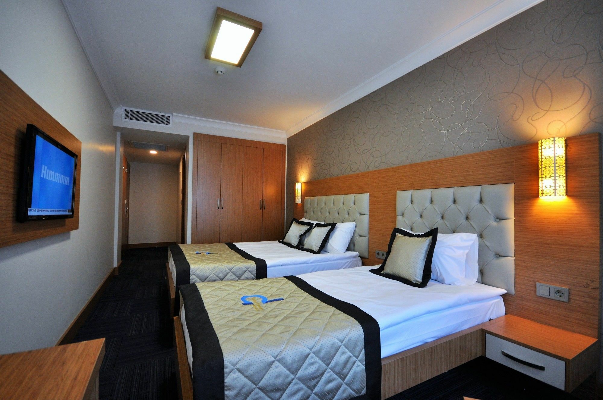 Double Comfort Hotel Ankara Buitenkant foto